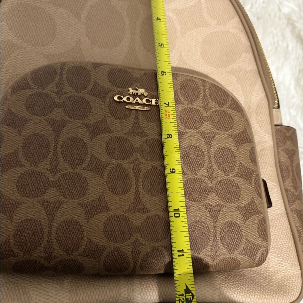NWT Coach Beige and Brown Signature Backpack 🎒🤎💛 - Picture 9 of 11
